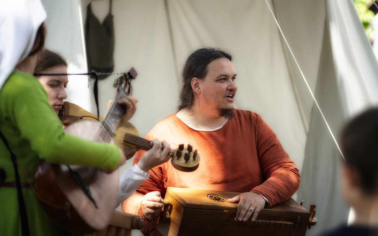 Minnesinger – średniowieczny rycerz-poeta